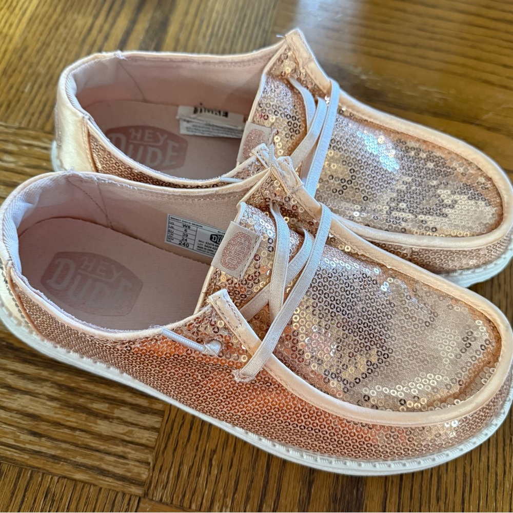 Hey Dude Women's Sparkling Sequin Rose Gold Loafers